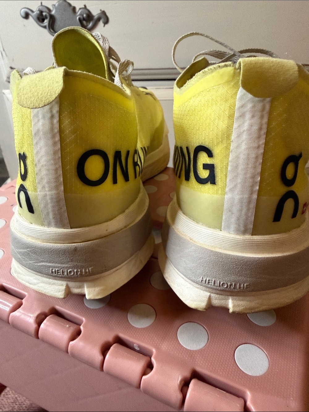 OnCloud CloudBoom Strike Women’s Running Shoes - Yellow - Picture 4 of 16